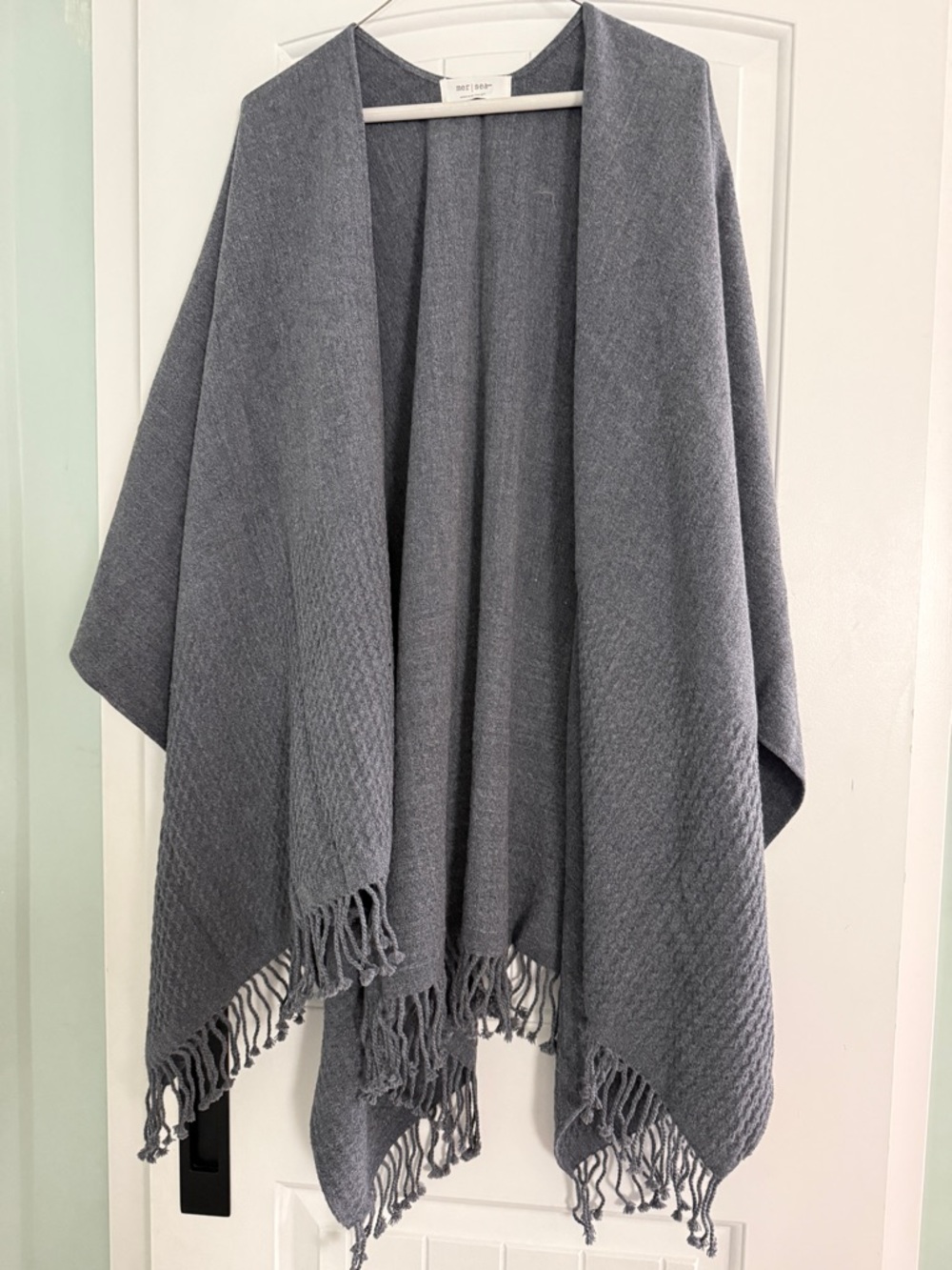 Cozy Gray Woven Fringe Throw